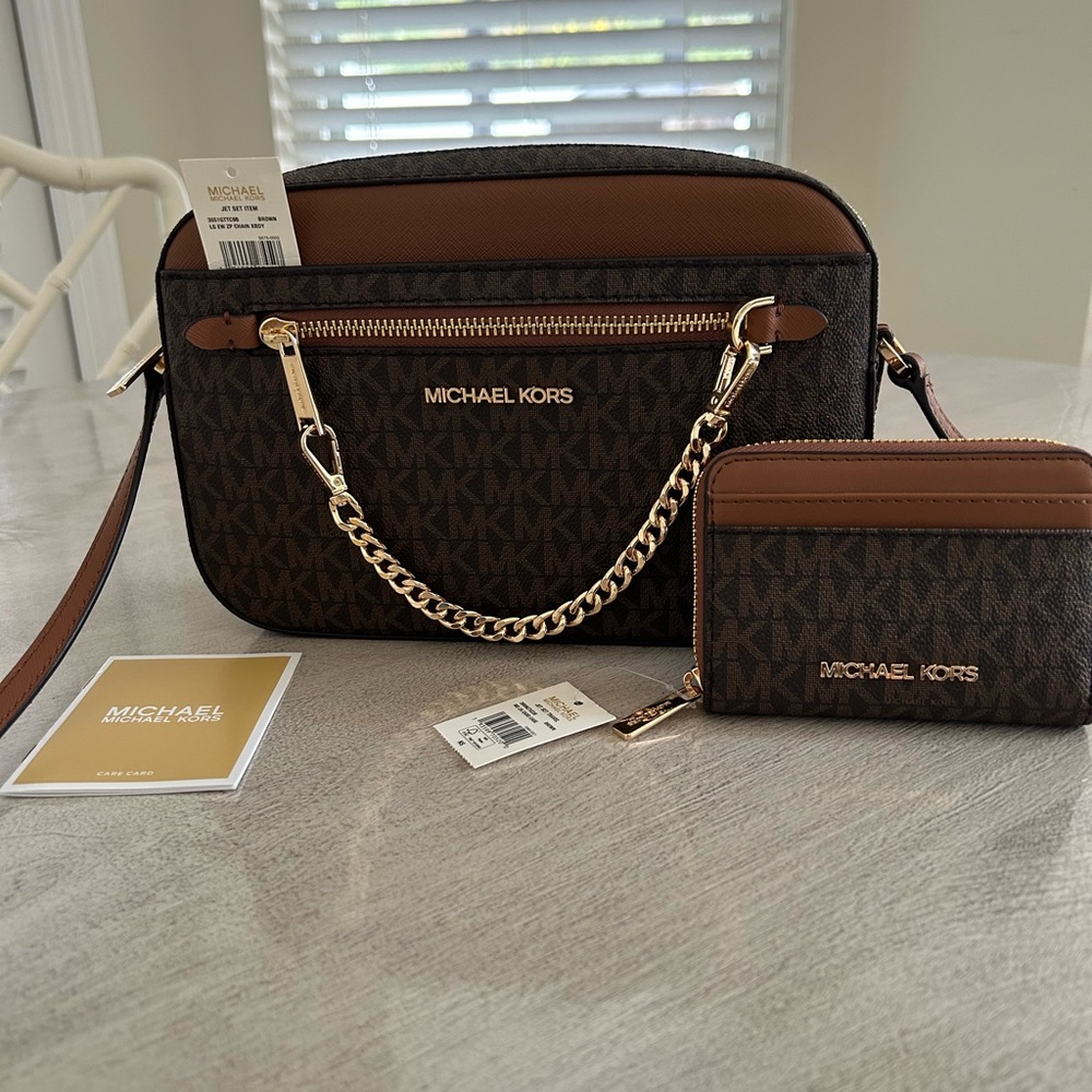 Michael Kors Jet Set Crossbody handbag
